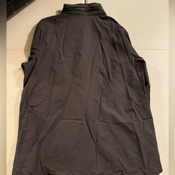 Champions Nylon Puffer Jacket Size M Black - Picture 3 of 3